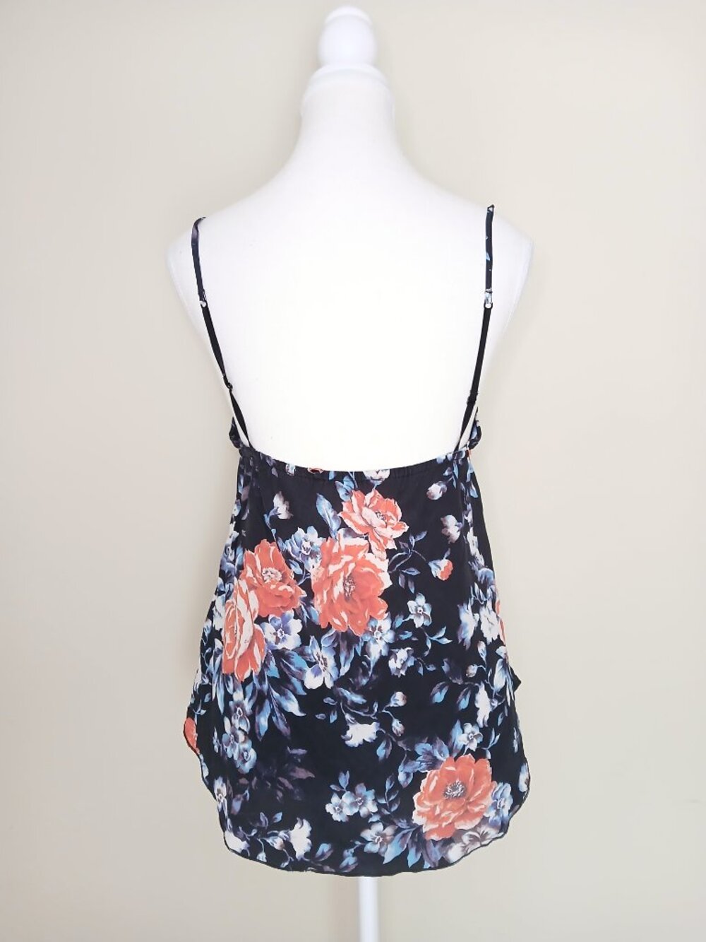 Under Wilfred Stretch Silk Blend Floral Cami Size Medium - Picture 4 of 6